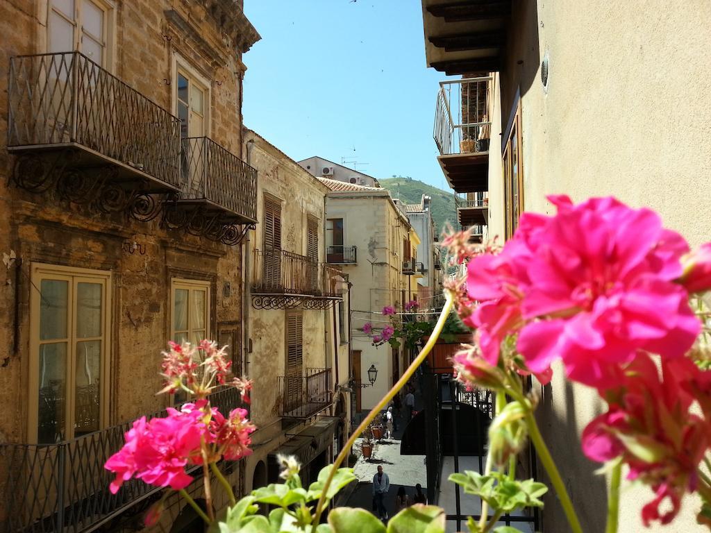 B&B Del Corso Cefalù Kültér fotó