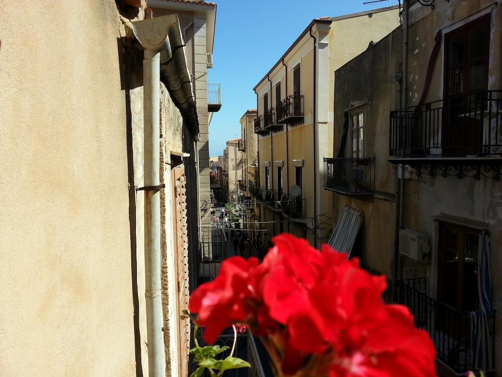 B&B Del Corso Cefalù Kültér fotó
