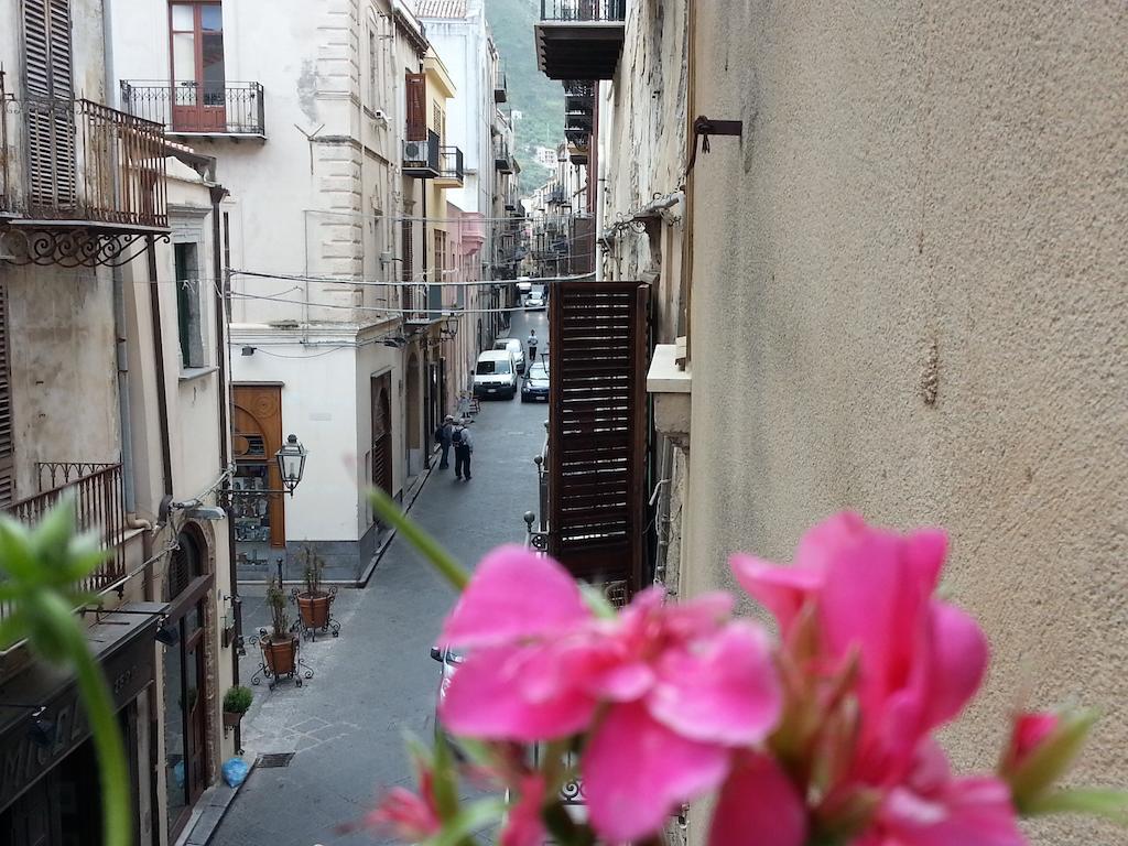 B&B Del Corso Cefalù Kültér fotó